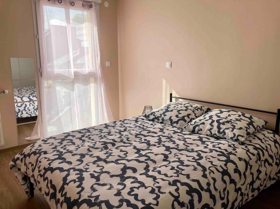Apartamento Quai Sud - Gare, 100 M2, Parking, Wifi, Superette, Lave Linge Angers Exterior foto
